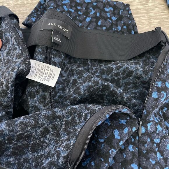 Ann Taylor Blue Leopard Cheetah Leggings Pants S - Picture 4 of 4